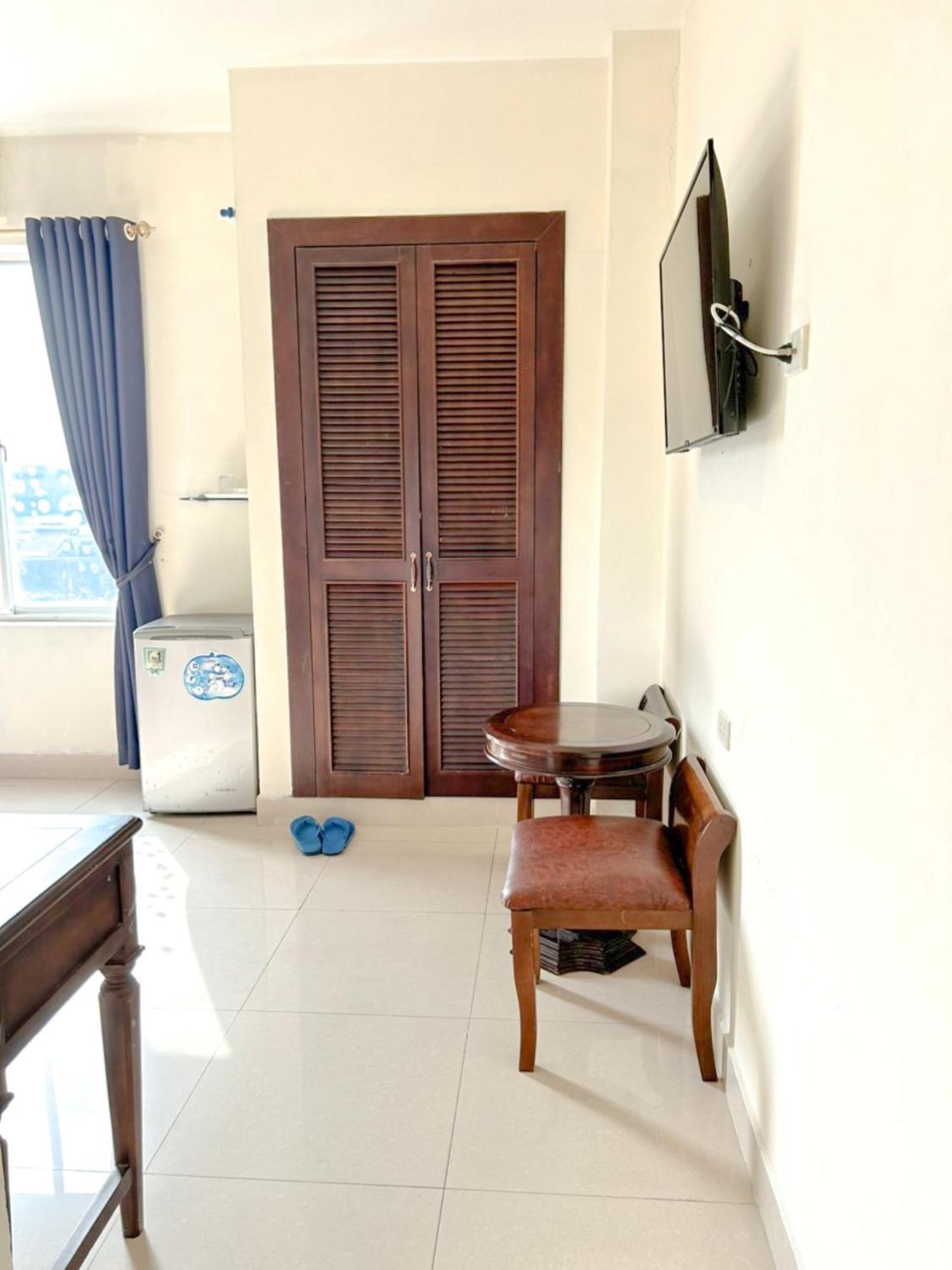 Hoang Le TP. Hồ Chí Minh