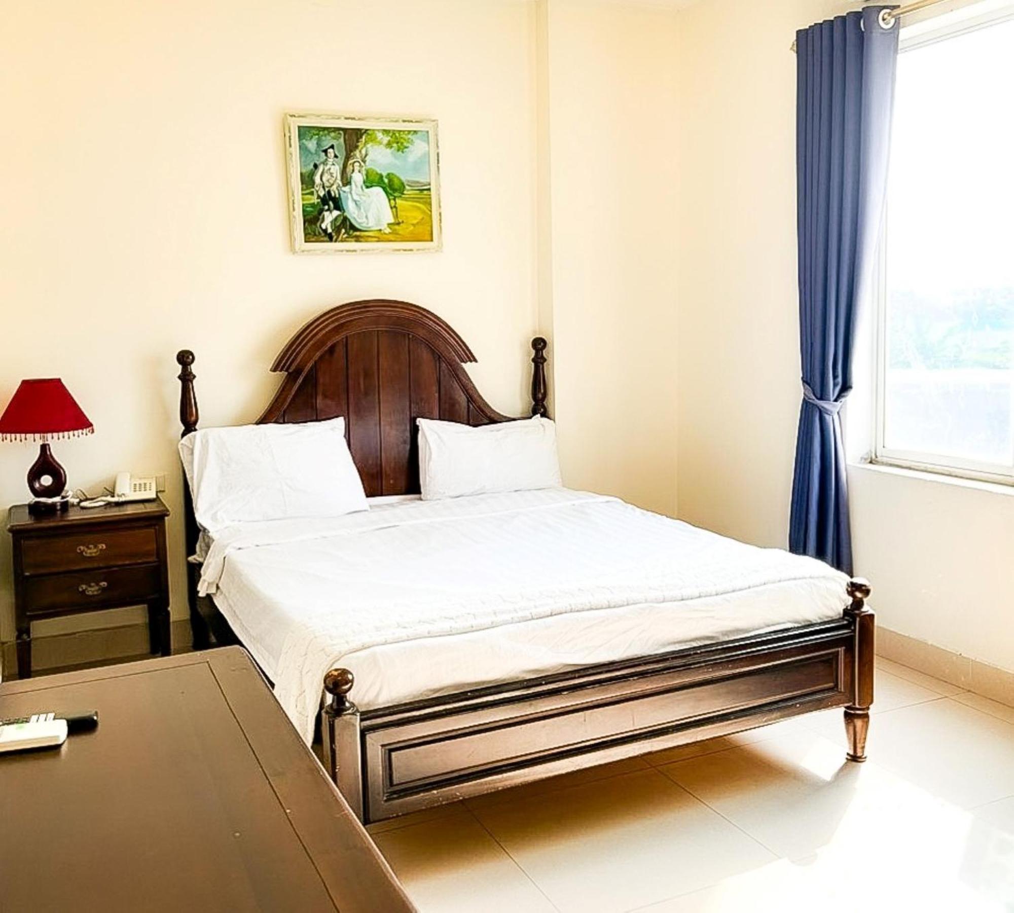 Khách sạn Hoang Le 2*
