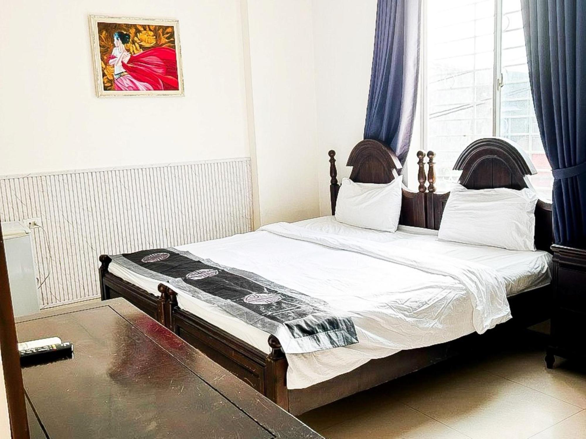 Hoang Le Khách sạn 2*